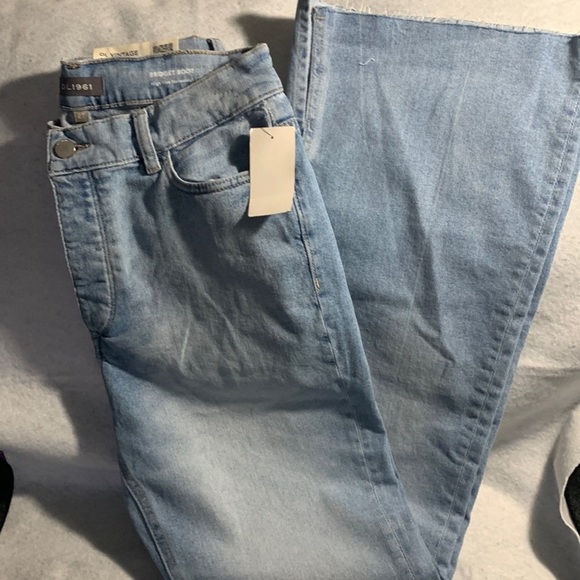 NWT DL1961 Acid Wash DL Vintage Bridget Boot. High Rise Instasculpt. Sz 27” - Picture 4 of 9